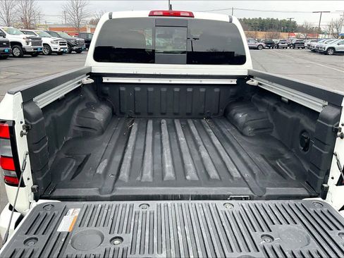 Used 2024 Nissan Frontier PRO-4X w/ Pro Convenience Package image 32