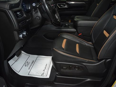 Used 2023 GMC Yukon XL AT4 w/ AT4 Premium Package AWD/4WD image 41
