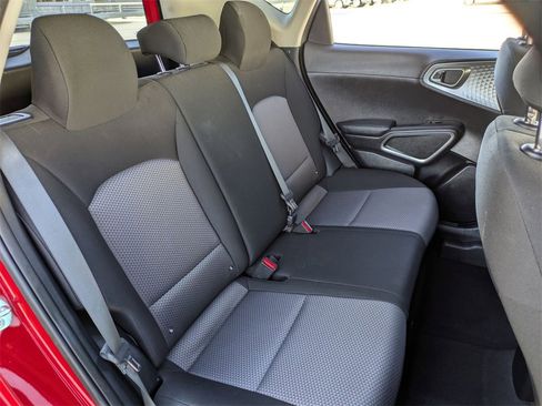 Used 2024 Kia Soul LX w/ Option Group 015 image 27
