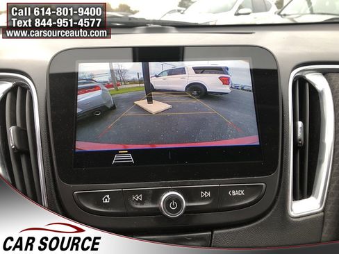 Used 2019 Chevrolet Malibu LT image 18