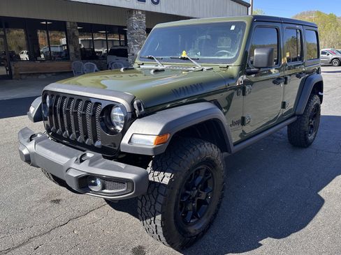 Used 2020 Jeep Wrangler Unlimited Sport AWD/4WD image 2