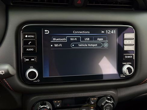 Used 2024 Nissan Kicks SR w/ SR Premium Package image 12