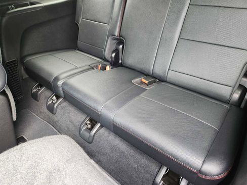 Certified 2026 Chevrolet Traverse RS w/ LPO, Floor Liner Package FWD image 31