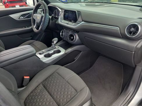Used 2021 Chevrolet Blazer LT FWD image 28