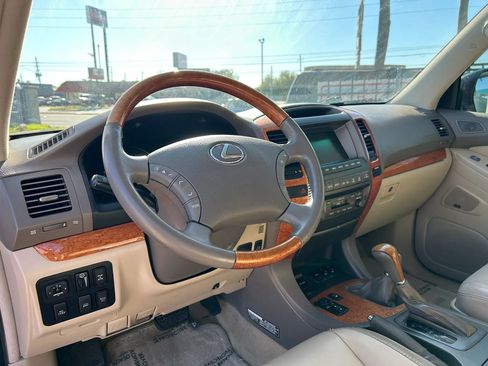 Used 2007 Lexus GX 470 GX 470 Sport Utility 4D image 11