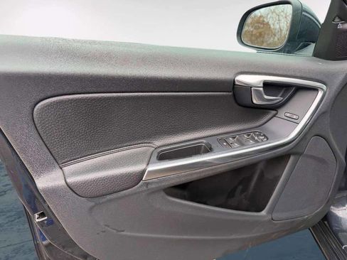 Used 2013 Volvo S60 T5 image 6