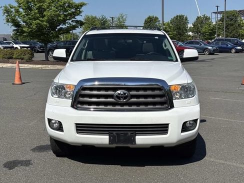 Used 2015 Toyota Sequoia SR5 AWD/4WD image 6