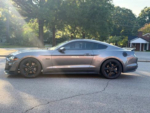 Used 2021 Ford Mustang GT w/ Black Accent Package RWD image 3