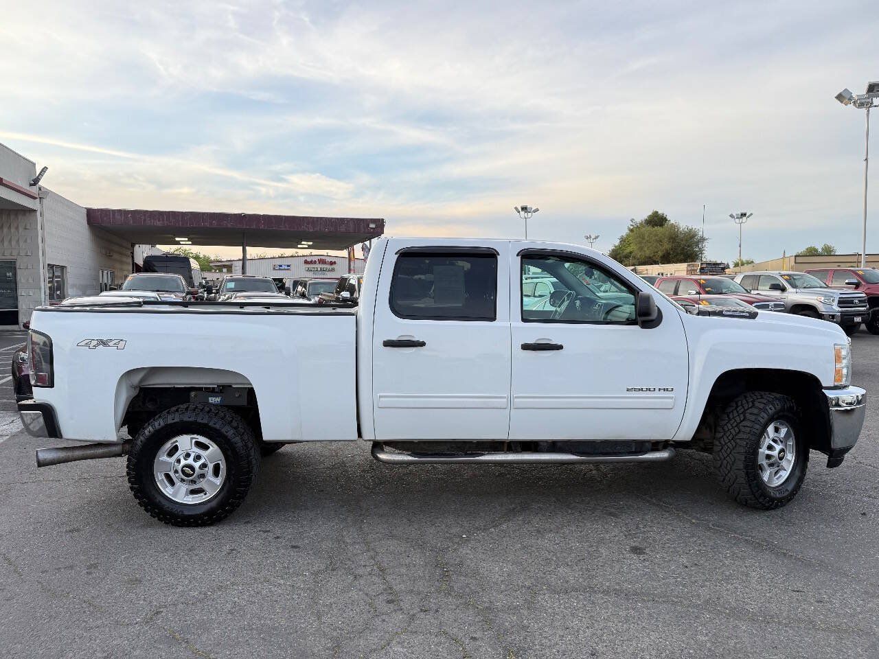 Used 2014 Chevrolet Silverado 2500 LT AWD/4WD image 5
