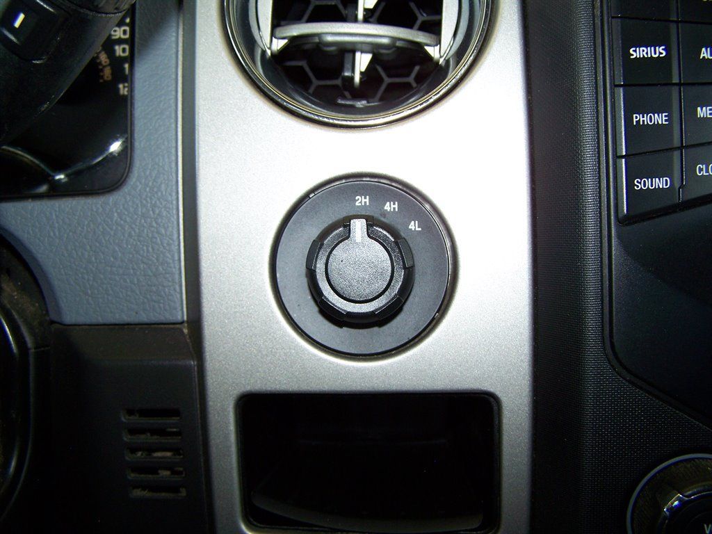 Used 2014 Ford F150 XLT w/ XLT Convenience Package AWD/4WD image 12