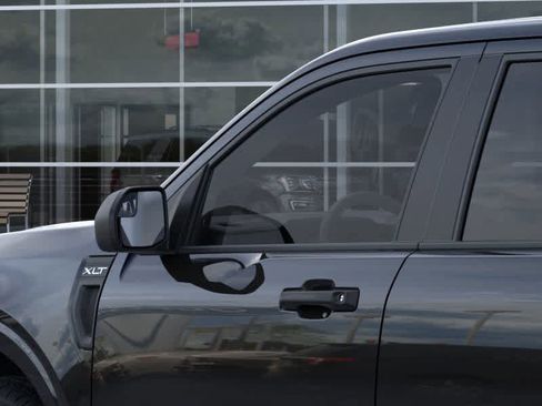 New 2025 Ford Maverick XLT image 21