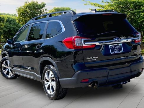 Used 2023 Subaru Ascent Premium w/ Convenience Package AWD/4WD image 4