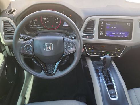 Used 2021 Honda HR-V EX image 13