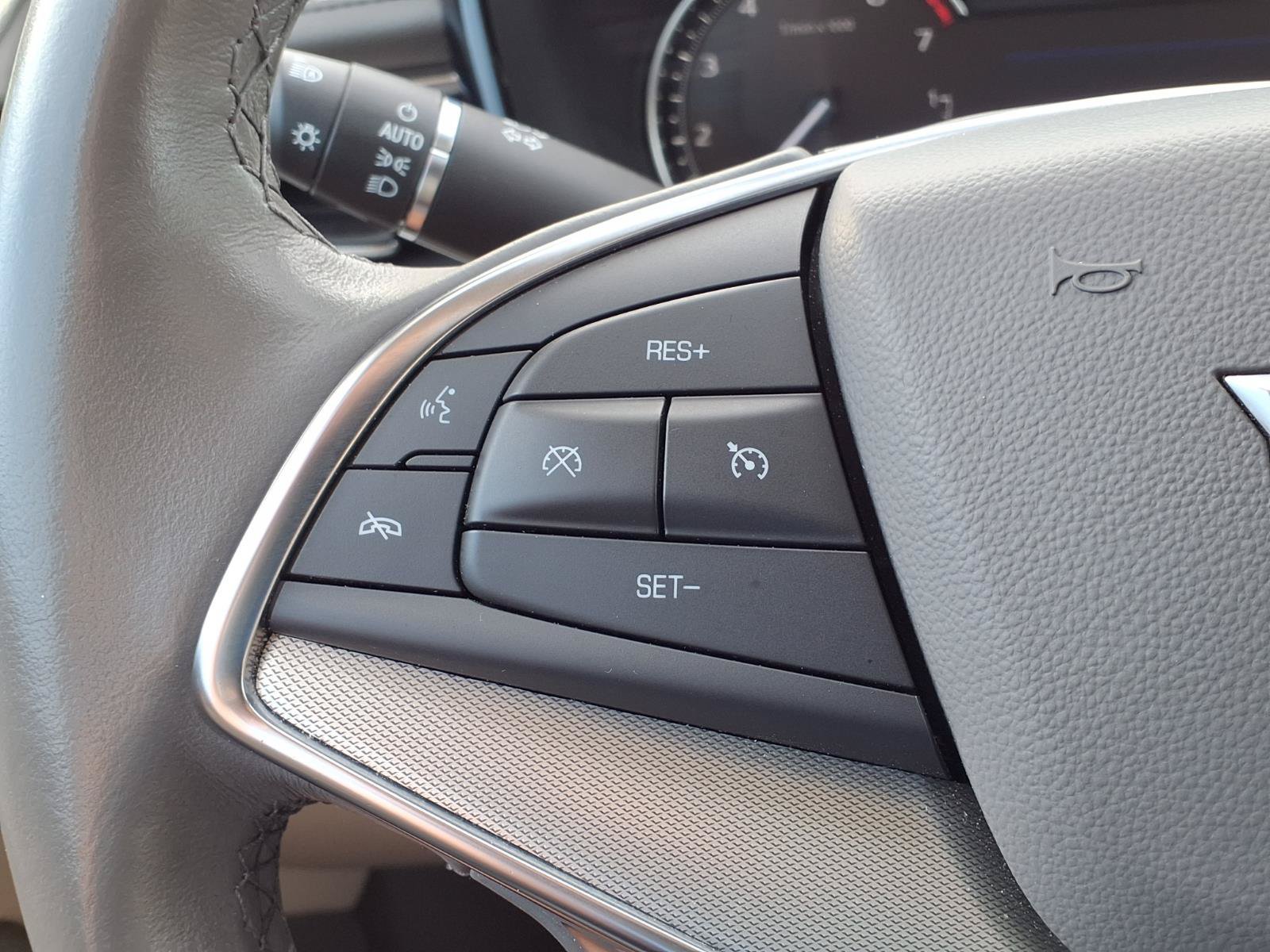 Used 2024 Cadillac XT5 Premium Luxury w/ LPO, Floor Liner Package AWD/4WD image 28