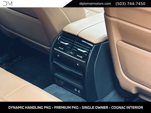 Used 2020 BMW M550i xDrive w/ Dynamic Handling Package AWD/4WD image 22