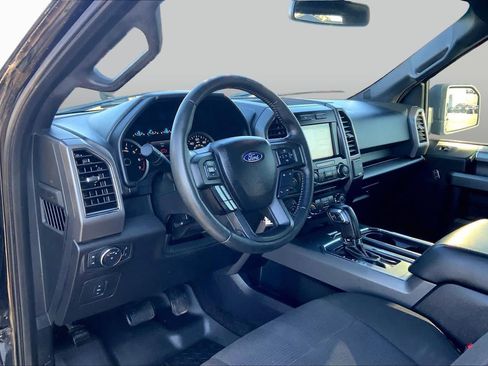 Used 2017 Ford F150 XLT w/ Equipment Group 302A Luxury AWD/4WD image 18
