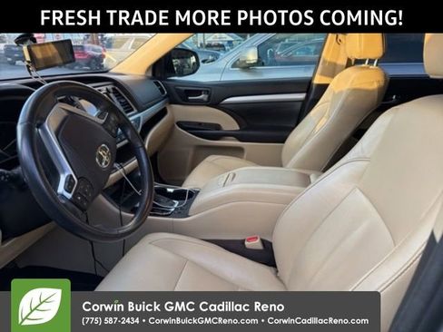 Used 2018 Toyota Highlander XLE image 6