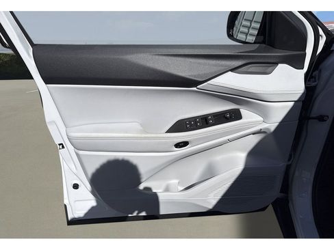 New 2026 Jeep Cherokee Limited AWD/4WD image 12