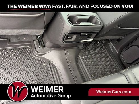 Used 2023 GMC Sierra 1500 AT4 w/ Technology Package AWD/4WD image 16