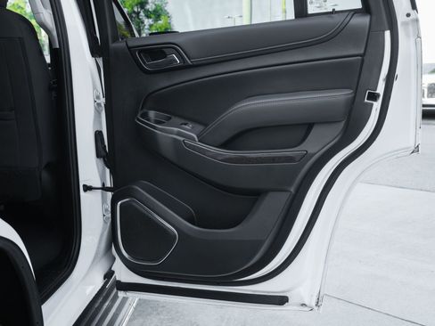 Used 2019 GMC Yukon SLE w/ Convenience Package image 34