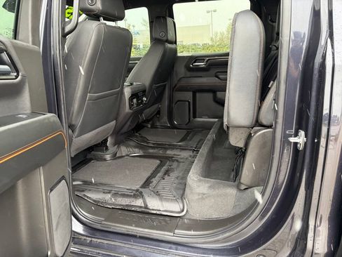 Used 2025 GMC Sierra 1500 AT4 AWD/4WD image 17
