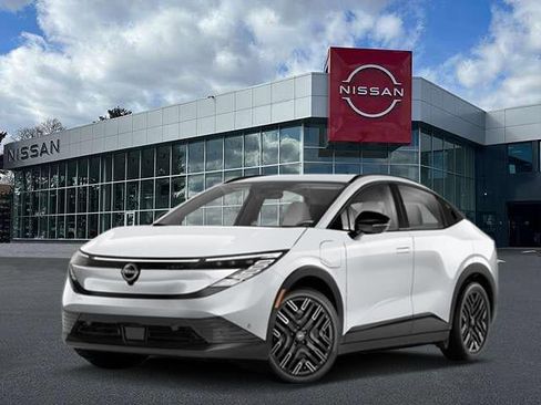 New 2026 Nissan Leaf Platinum+ w/ Floor Mat Package (Platinum+) image 1