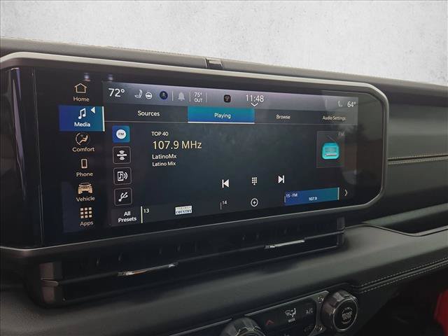 Used 2025 Jeep Gladiator Sport AWD/4WD image 12