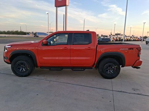 New 2026 Nissan Frontier PRO-4X w/ Tow Package AWD/4WD image 4