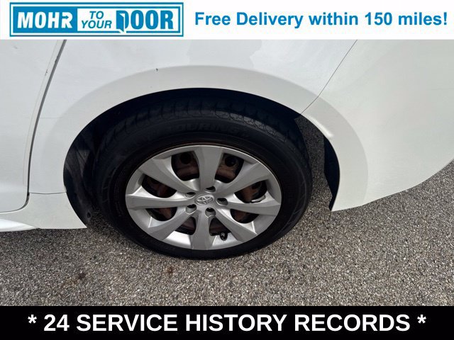 Used 2020 Toyota Corolla LE FWD image 34
