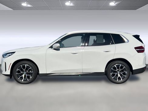 Used 2025 BMW X3 xDrive30 w/ Convenience Package AWD/4WD image 2