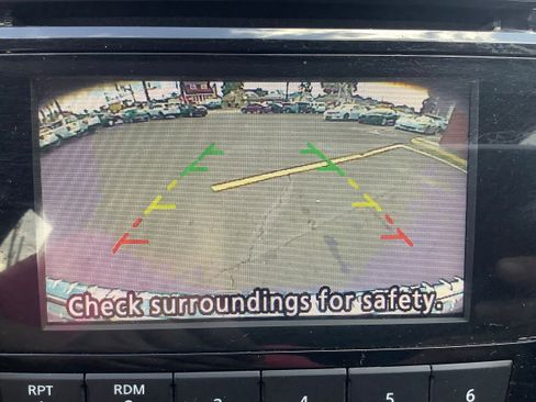 Used 2017 Nissan Rogue Sport SV w/ SV All-Weather Package image 19