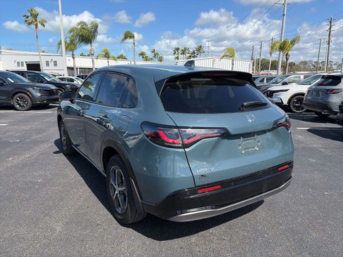 Certified 2024 Honda HR-V EX-L image 5