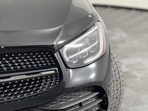 Used 2022 Mercedes-Benz GLC 300 4MATIC image 7