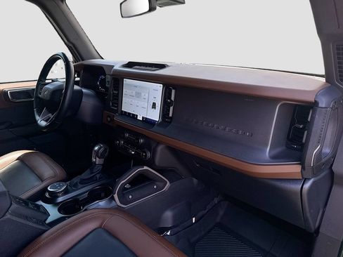 Used 2024 Ford Bronco Outer Banks AWD/4WD image 24