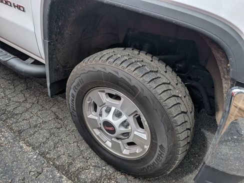 Used 2019 GMC Sierra 2500 4x4 Crew Cab w/ Sierra Convenience Package image 12