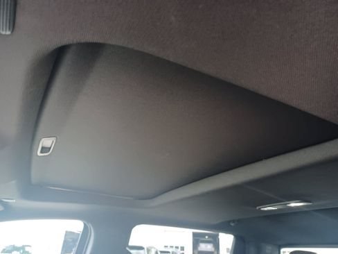 Used 2025 Chevrolet Silverado 1500 High Country AWD/4WD image 25