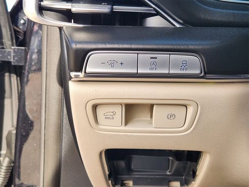 Used 2022 Genesis GV80 2.5T w/ Prestige Package 04 image 15