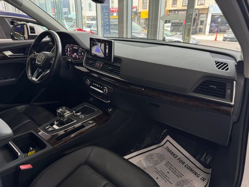 Used 2018 Audi Q5 2.0T Premium Plus w/ Premium Plus Package AWD/4WD image 32