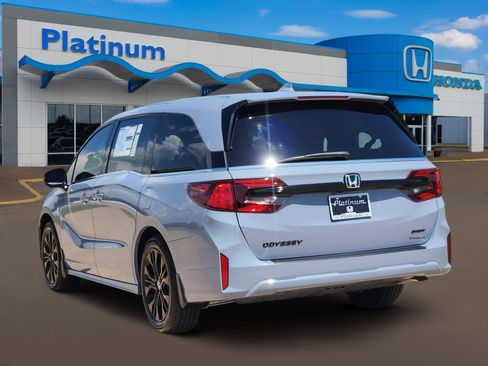 New 2026 Honda Odyssey Sport-L image 5