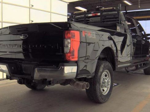 Used 2022 Ford F350 XL w/ Power Equipment Group image 2