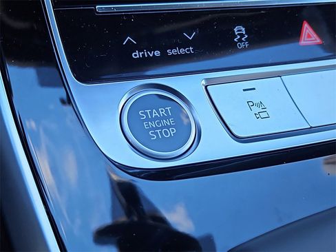 New 2026 Audi Q7 3.0T Premium Plus image 18