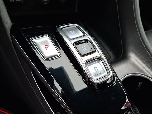 Used 2023 Hyundai Sonata SEL Plus w/ Preferred Accessory Package FWD image 17