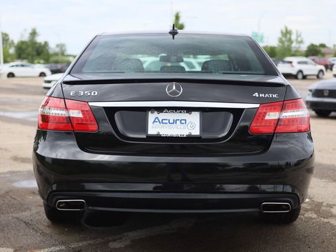 Used 2013 Mercedes-Benz E 350 4MATIC Sedan image 5