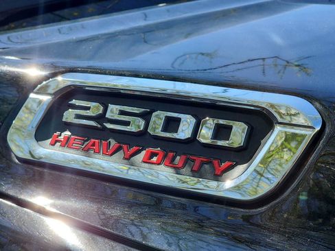 Used 2019 RAM 2500 Laramie AWD/4WD image 11
