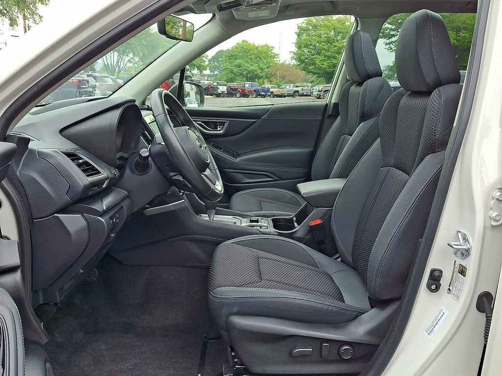 Used 2023 Subaru Forester Premium AWD/4WD image 15