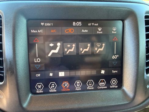 Used 2020 Jeep Compass Trailhawk AWD/4WD image 13