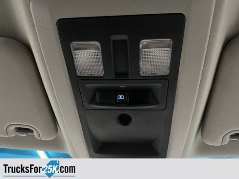 Used 2018 RAM 1500 Classic SLT image 23