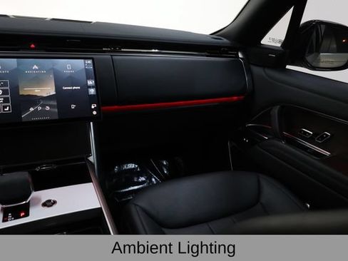 Used 2025 Land Rover Range Rover Long Wheelbase SE AWD/4WD image 28