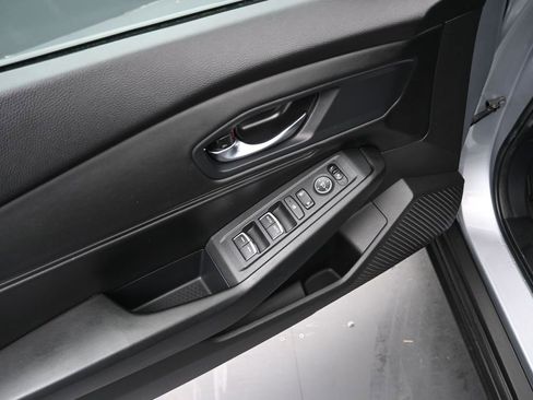 Used 2023 Honda Accord EX image 15