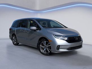 Used 2024 Honda Odyssey Touring video 2